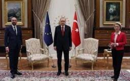 رئيسة المفوضية الأوروبية خلال اجتماع مع أردوغان