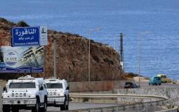 عربات عسكرية تقوم بجولة على الحدود بين إسرائيل ولبنان