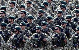 عناصر من الجيش الإيراني خلال تدريبات في أحد القواعد العسكرية في طهران
