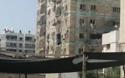 قصف شقة سكنية وسط حي الرمال بغزة