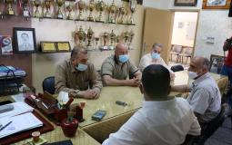 تربية الوسطى تبحث سبل تعاون مع بلدية دير البلح