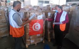 الهلال الاحمر يتسلم مساعدات من تونس
