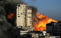 قصف برج الشروق في حي الرمال بغزة