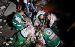 خلال البحث عن ضحايا جراء الاستهداف وسط مدينة غزة