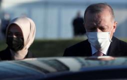 الشابة فاطمة ابو شنب برفقت الرئيس التركي