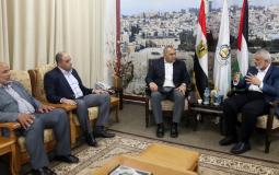 الصحيفة قالت إن وفدا من حماس سيجتمع مع المخابرات المصرية لاتمام الصفقة - أرشيف