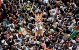 الجماهير الفلسطينية تشيع جثمان الشهيد فادي وشحة