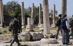 الاحتلال يغلق الموقع الاثري في سبسطية