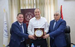 جامعة الأزهر تستقبل سفير فلسطين لدى بريطانيا حسام زملط