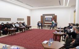 الرئيس عباس يستقبل فعاليات بلدة بيتا