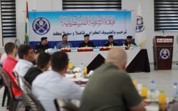 قائد الشرطة بغزة أثناء لقائه لقاءً مفتوحاً مع أصحاب الفنادق السياحية