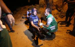 اصابة مصور صحفي بالاختناق شرق غزة