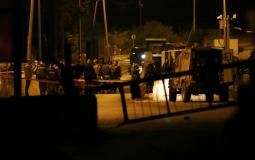 قوات الاحتلال تنصب حاجزا عسكريا على مدخل رمانة