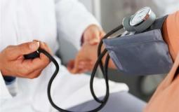 أطباء يكشفون طريقة مذهلة لخفض ضغط الدم