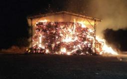 الشرطة تعتقل مشتبهين باحراق مخزن وجرار