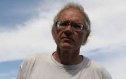 لارس فيلكس الفنان السويدي