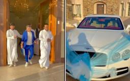 مشعل الشاطري يهدي عمر كمال سيارة أثناء زيارته الى جدة