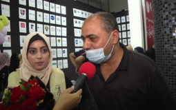 غزي يهدي ابنته مبلغ مالي كبير بمناسبة تخرجها