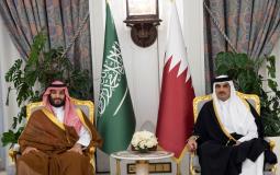 أمير قطر تميم بن حمد يجتمع مع ولي العهد الأمير محمد بن سلمان في الدوحة