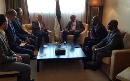 اللواء يوسف الحلو يجتمع بمدير الشرطة بجزر القمر 