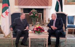 الرئيس محمود عباس أثناء لقاء رئيس مجلس الامة الجزائري