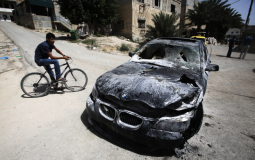 - سيارة مواطن فلسطيني أحرقها مستوطنون في قرية يعبد قضاء رام الله "رويترز"