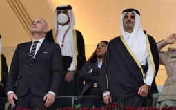 أمير قطر رفقة رئيس الفيفا في نهائي كأس العرب