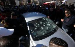 السيارة التي كان يقلها 3 فلسطينيين في نابلس