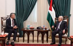 الرئيس عباس يستقبل مفوض الاونروا في رام الله