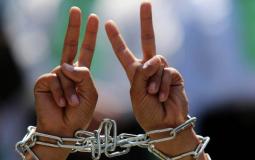 الأسرى الفلسطينيين في سجون الاحتلال - تعبيرية