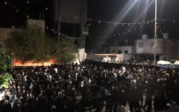 آلاف المستوطنين يقتحمون المقامات الاسلامية في كفل حارس