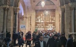 الآلاف يؤدون صلاة الفجر العظيم في المسجد الأقصى