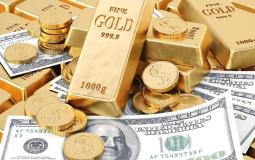 صورة توضيحية للذهب والدولار