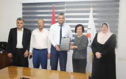 كهرباء غزة توقع اتفاقية لشراء (2) ميجاوات كهرباء شمسي