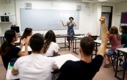 إحدة المدارس الإسرائيلية