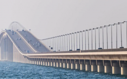 تفاصيل تحديث إجراءات السفر عبر جسر الملك فهد 