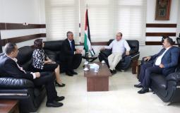 أبو مويس يبحث مع سفير فلسطين لدى نيجيريا تعزيز التعاون بين البلدين في مجال التعليم العالي