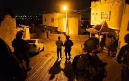 جيش الاحتلال الإسرائيلي يعتقل مواطنًا في الضفة الغربية - أرشيفية