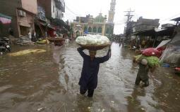 304 قتيلا جراء الأمطار والفيضانات في باكستان