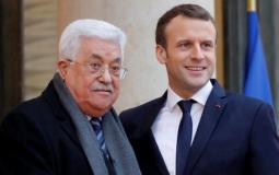 الرئيس محمود عباس ونظيره الفرنسي ايمانويل ماكرون - ارشيف