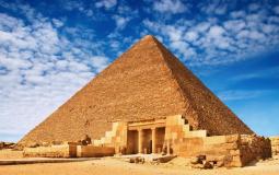 الأهرامات المصرية - ارشيف