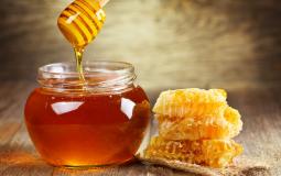 فوائد العسل على الريق . أرشيف