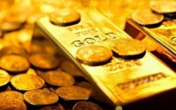 تراجع الذهب بسبب صعود الدولار ، ومخاوف رفع اسعار الفائدة
