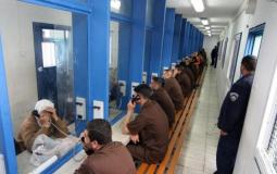 زيارة ذوي الأسرى في سجون الاجتلال