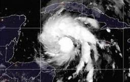 الإعصار إيان بات من "الفئة 3" أي "إعصار شديد القوة.