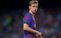 النجم الهولندي "فرينكي دي يونغ" لاعب برشلونة الاسباني