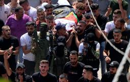 جماهير فلسطينية تشيع جثمان الشهيد طاهر زكارنة في جنين