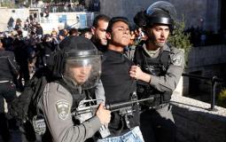 قوات الاحتلال الإسرائيلي تعتقل فلسطي