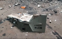 شظايا طائرة ايرانية تم اسقاطها من قبل سلاح الجوي الأوكراني