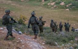 الجيش الاسرائيلي يجري تفتيشات قرب قرية فقوعة